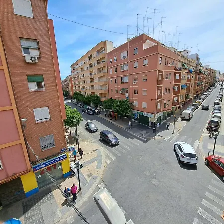 3 Bedroom Flat With Wifi Apartamento Valencia
