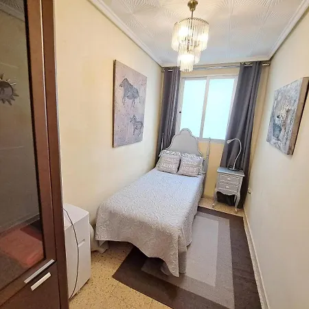 3 Bedroom Flat With Wifi Apartment Valencia