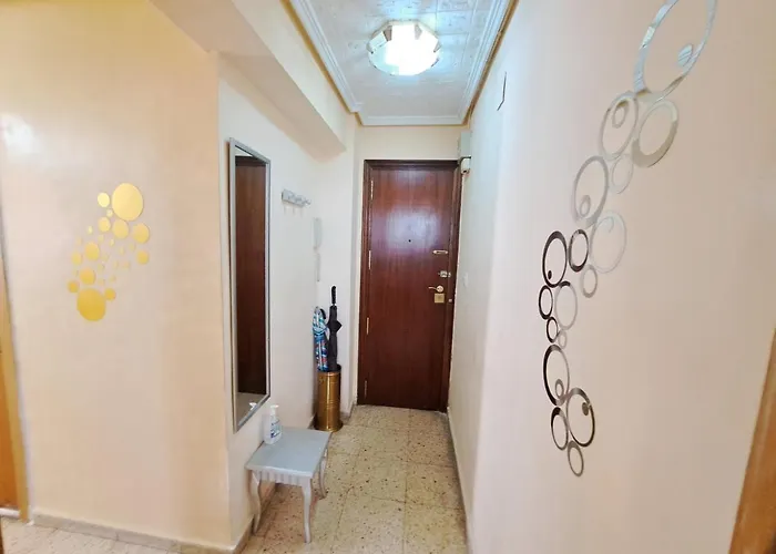 Apartment 3 Bedroom Flat With Wifi Valencia