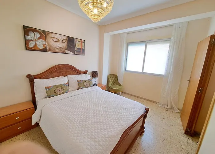 Apartment 3 Bedroom Flat With Wifi