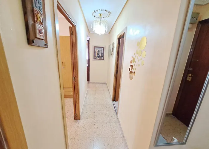 3 Bedroom Flat With Wifi Apartment *