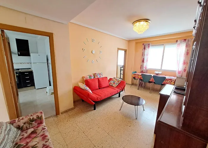 3 Bedroom Flat With Wifi Apartment *