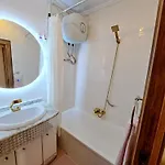 3 Bedroom Flat With Wifi Apartamento