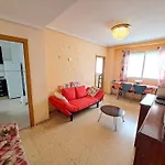 3 Bedroom Flat With Wifi Διαμέρισμα *
