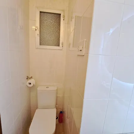 3 Bedroom Flat With Wifi アパート *