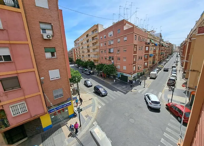 3 Bedroom Flat With Wifi Appartement Valencia
